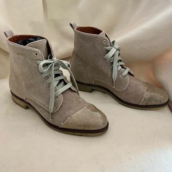 Alberto Fermani Gloss-Tipped Ankle Boots - Picture 14 of 16